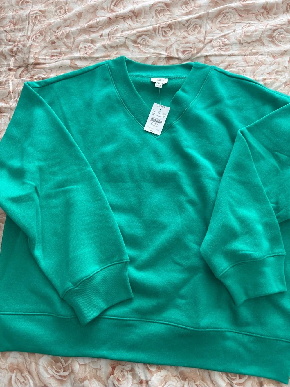 NWT J. Crew Women's V-Neck Sweatshirt in Kelly Green